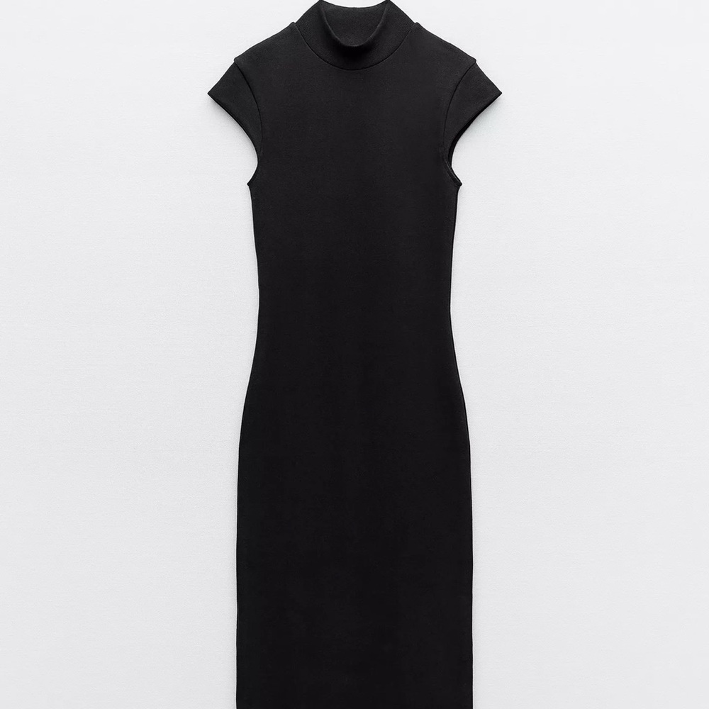 NWT Mock Neck Maxi